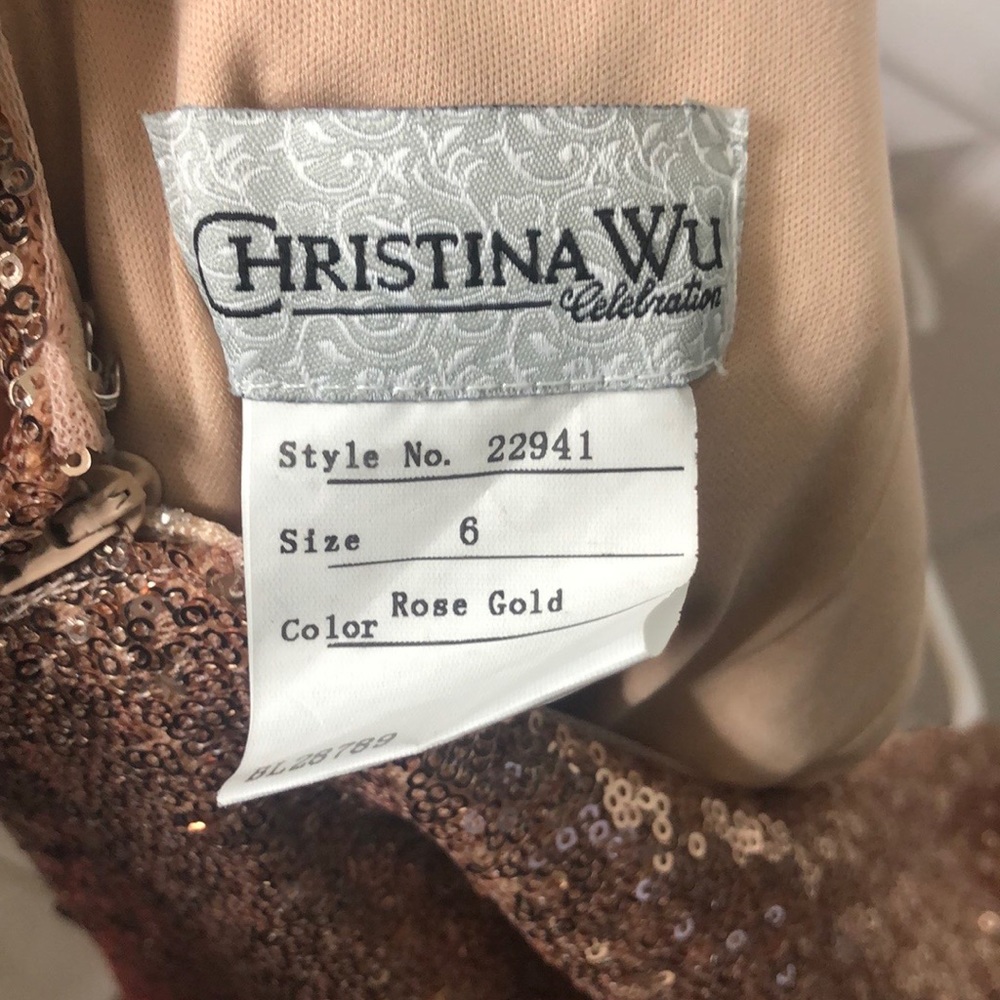Rose Gold Sequin Gown - Picture 6 of 6